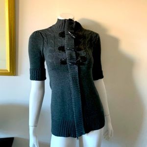 Button and Zipper-down Cardigan